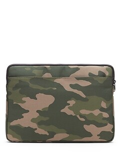 Men S Bags And Wallets Banana Republic Camo 15 Laptop Sleeve