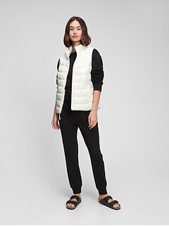 gap womens puffer vests